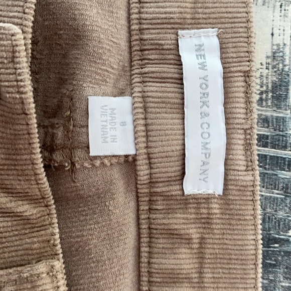 New York & Company beige corduroy jeans - Picture 5 of 5